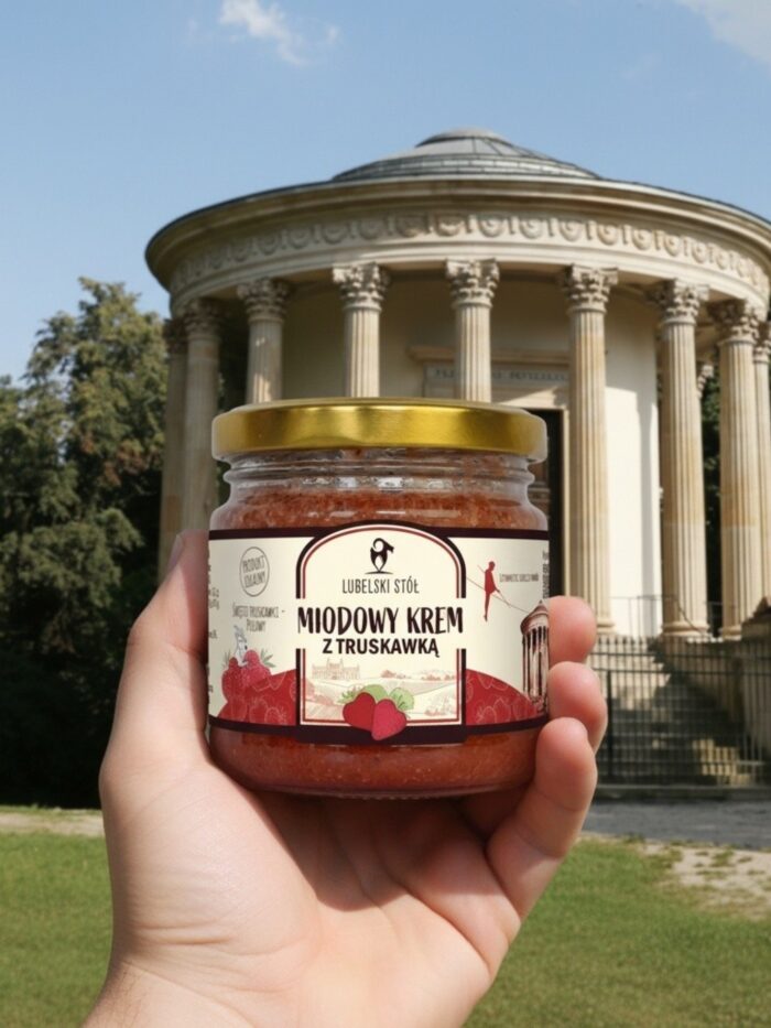 Miodowy krem z truskawkami | Lubelski Stół