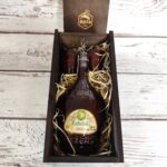 Miód pitny półtorak Lubelski 500 ml w skrzynce  ciemnej + 2 czarki
